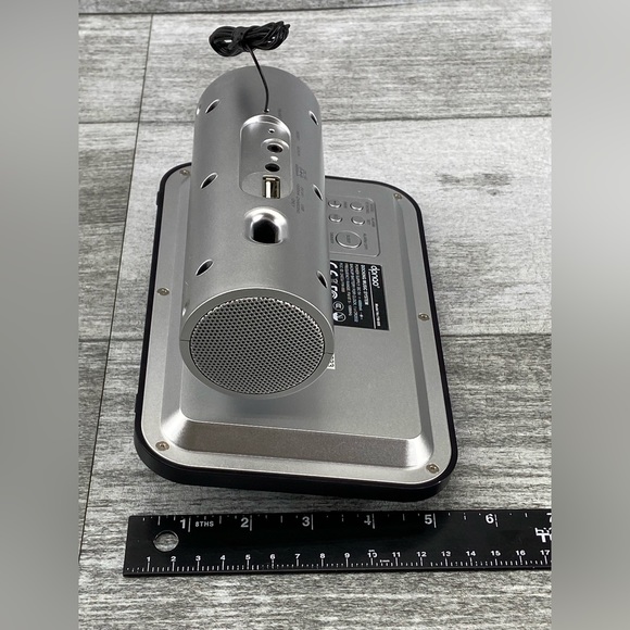 Dpnao Docking Music System 5 N 1 Charger Clock Bluetooth Radio iPhone USB Yw-008 - Picture 12 of 16